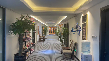 免费艺术课堂 开启你的化妆、舞蹈与吉他之旅